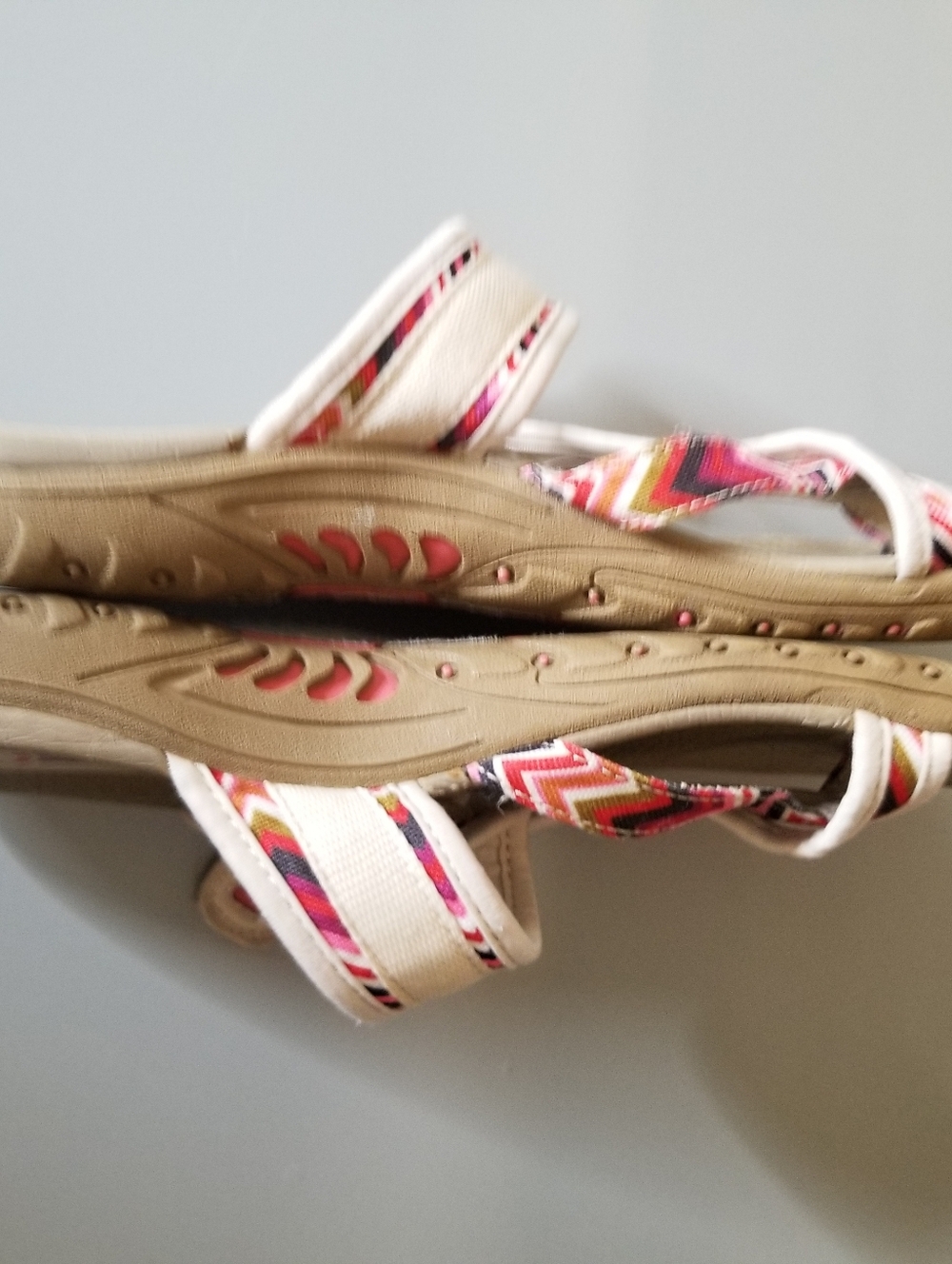 Skechers Outdoor Lifestyle Southwestern Boho Cream Red Toe Strap Sandal Sz 8/8.5 - Picture 8 of 10